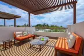 Stunning House Perfect for Large Groups Private Rooftop, Sunbeds and Hot Tub Close to the Beach